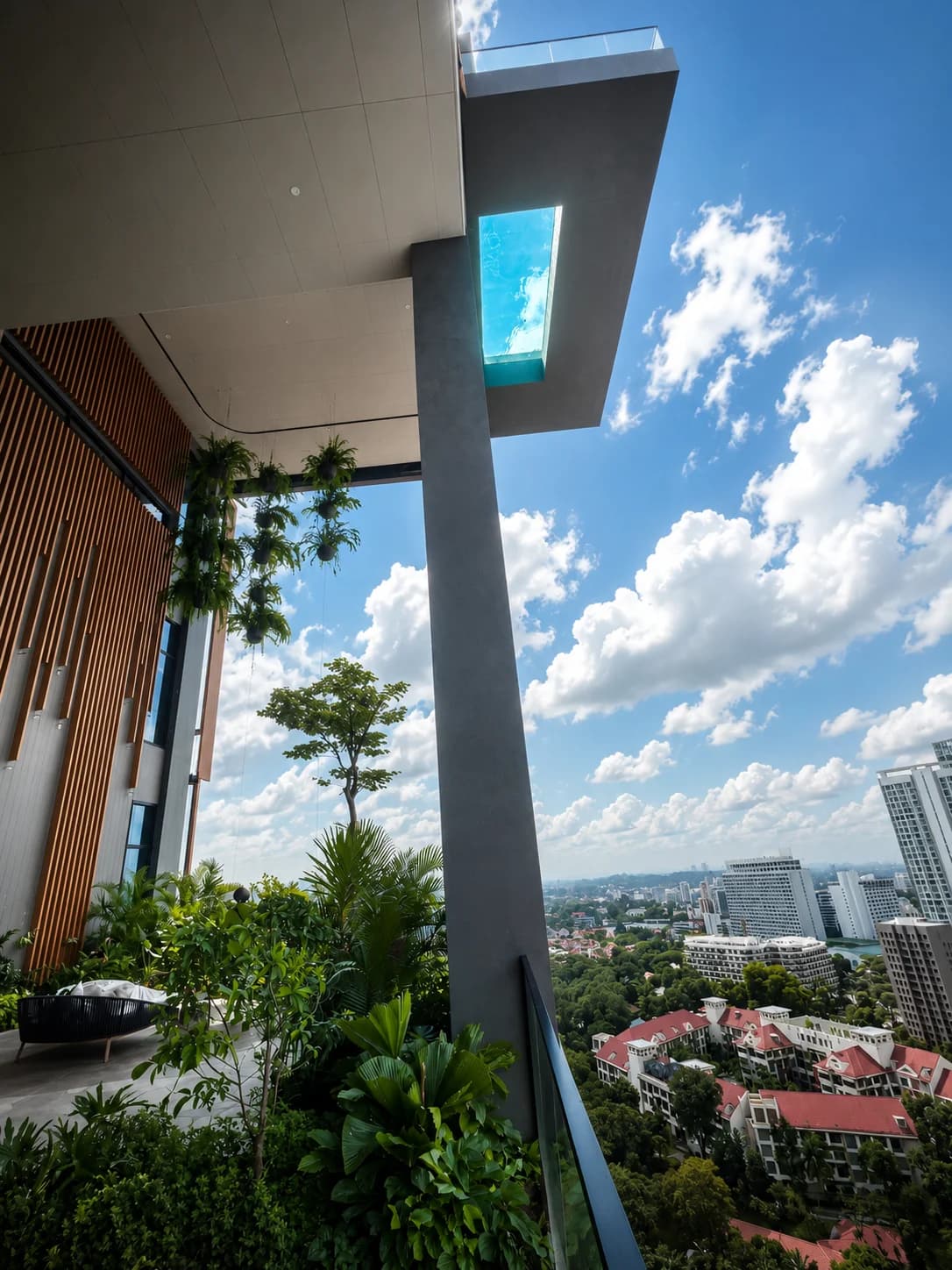 Artyzen Hotel acrylic pool panel