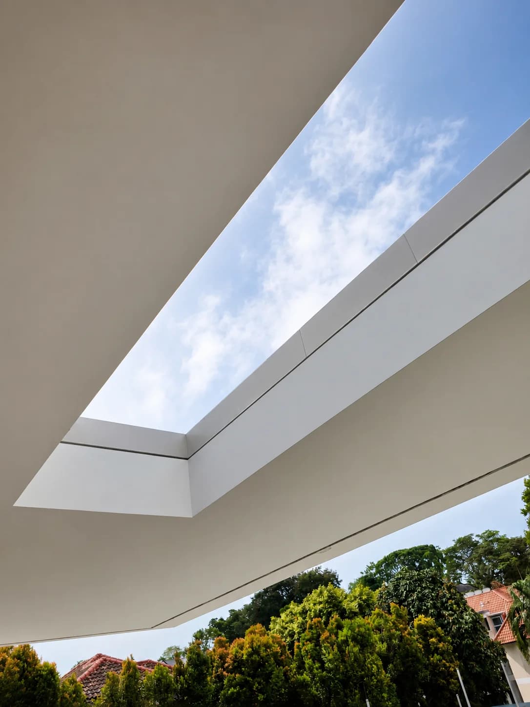 House off Cornwall Gardens acrylic pool panel