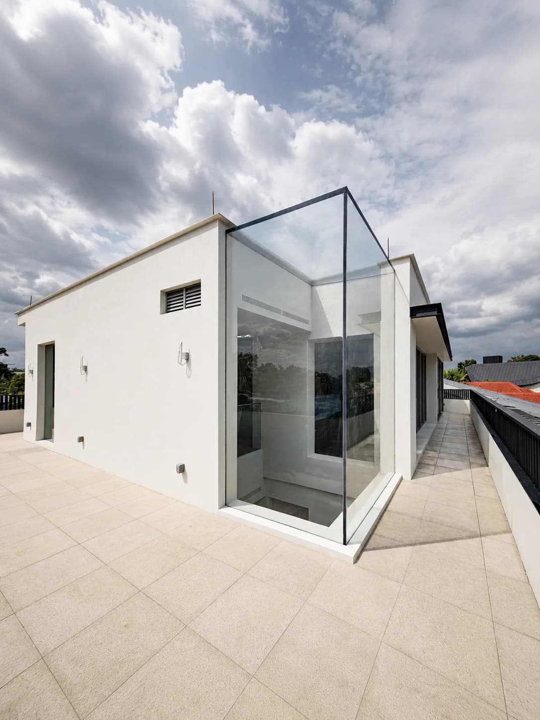 House off Cornwall Gardens acrylic pool panel