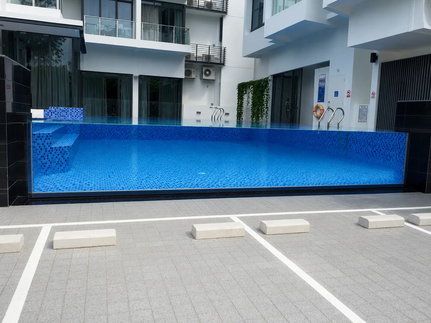 House off Telok Kurau acrylic pool panel