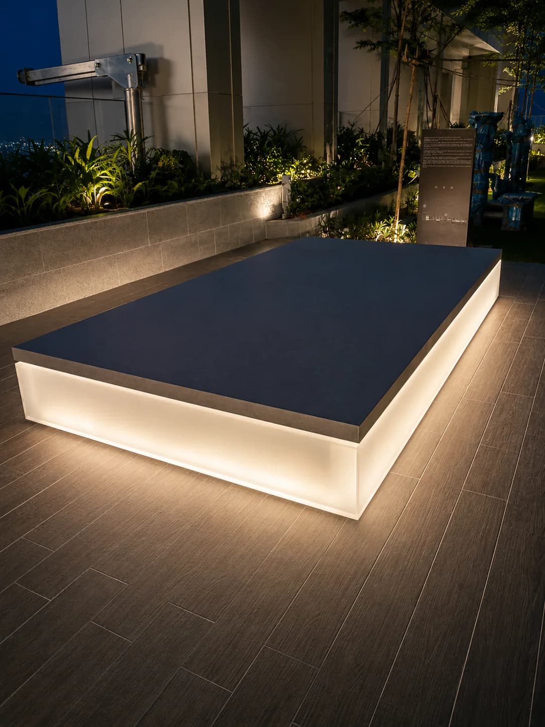 Irwell Hill Residences pool panel