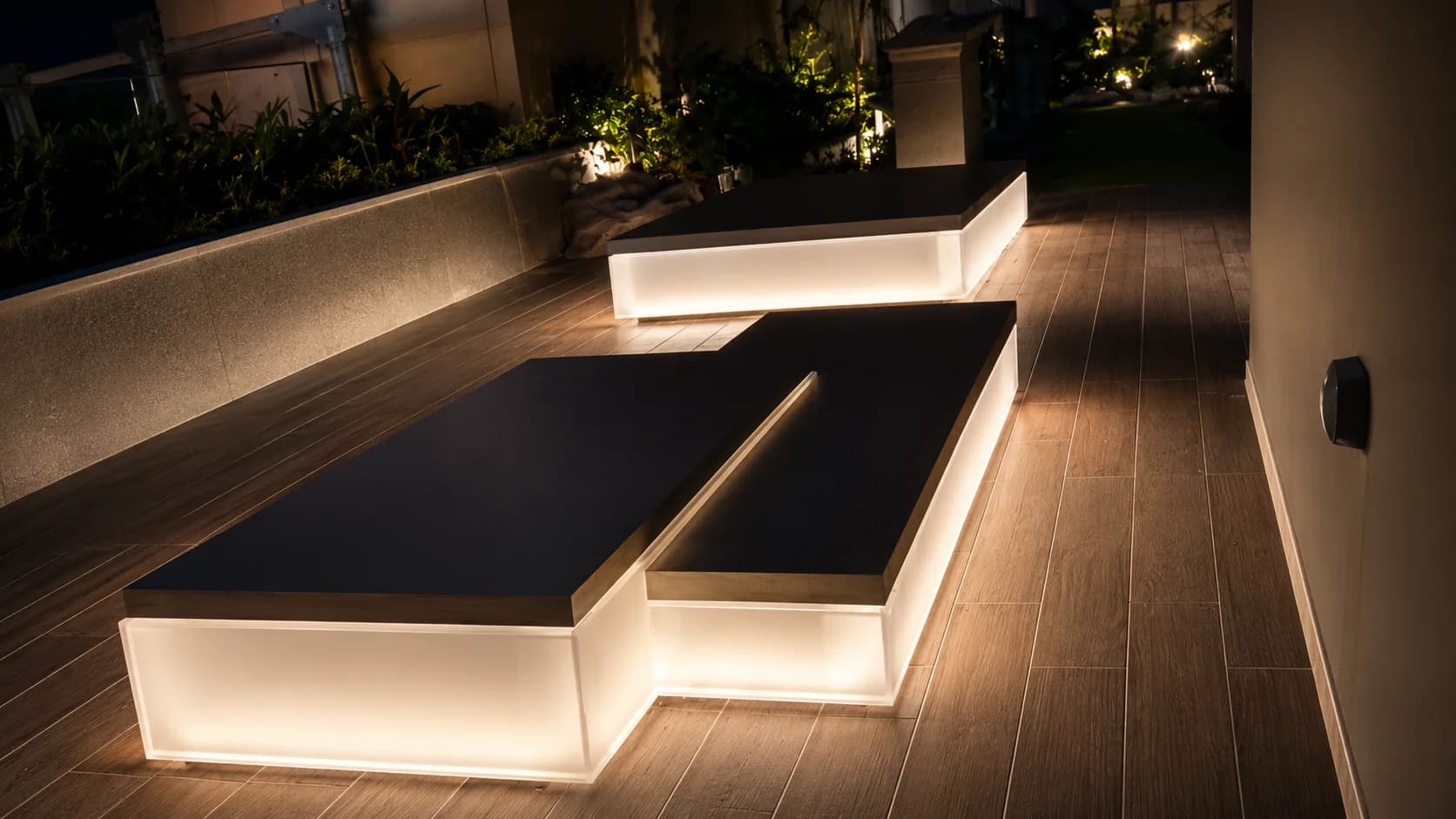 Irwell Hill Residences pool panel