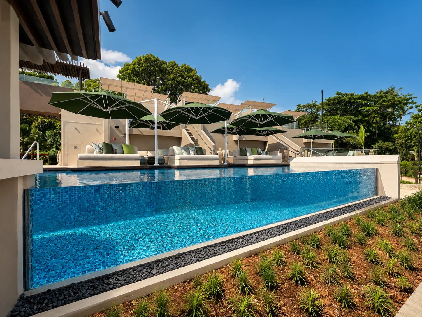 The Palawan@Sentosa acrylic pool panel