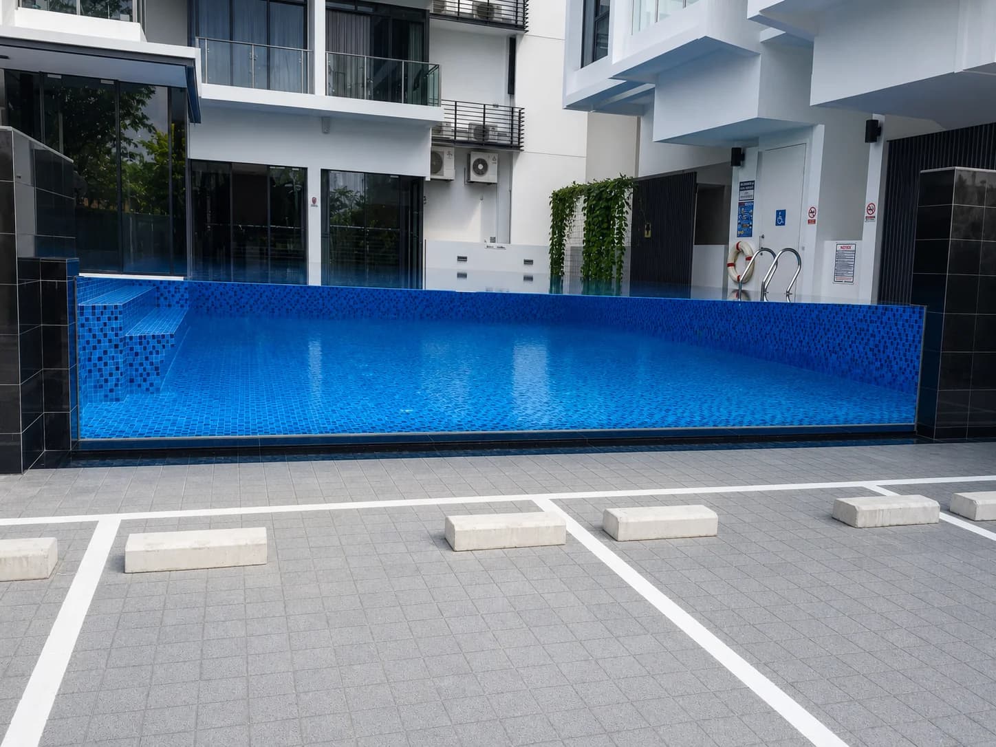 House off Telok Kurau acrylic pool panel