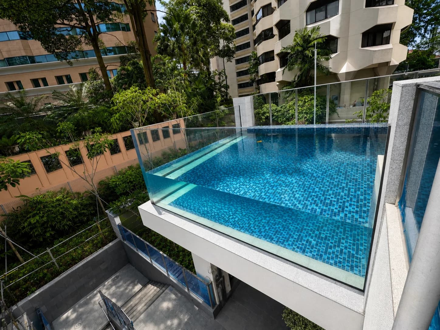 Klimt Cairnhill acrylic pool panel