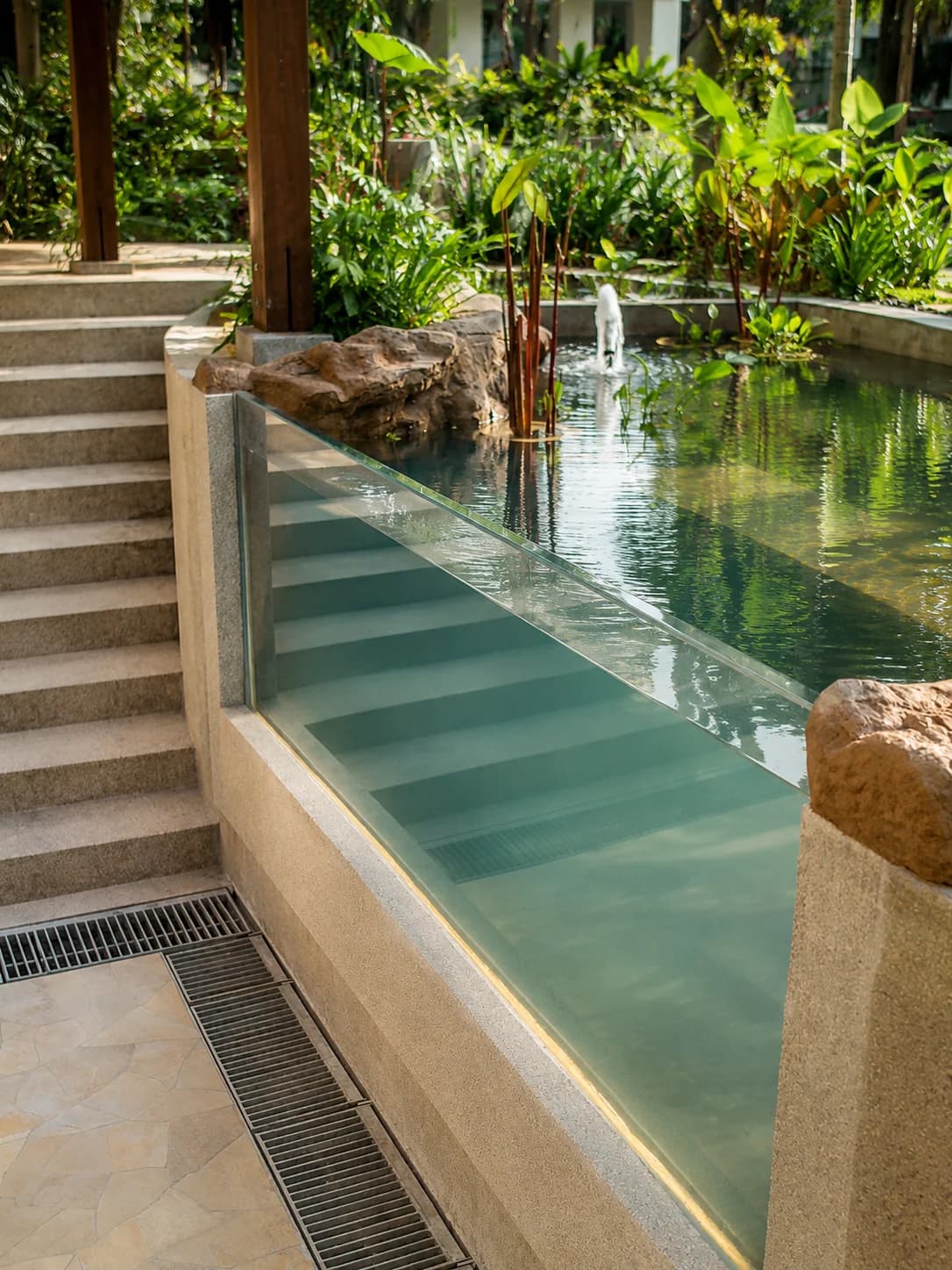 Maha Bodhi School acrylic water feature
