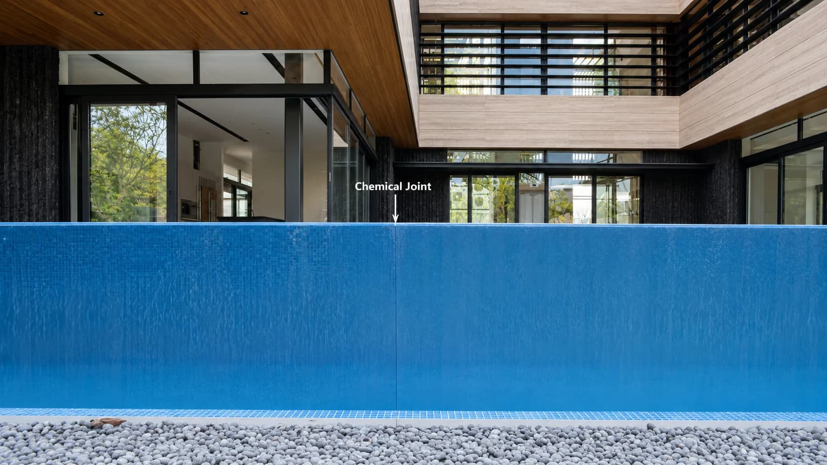 Acrylic chemical bonding joint — swimming pool panel